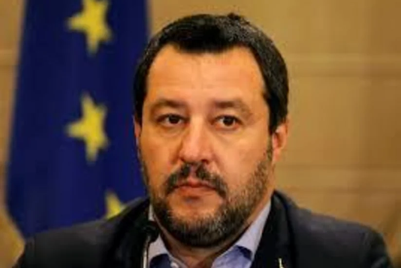 Глава МВД Италии вновь попал в список подозреваемых по делу мигрантов
