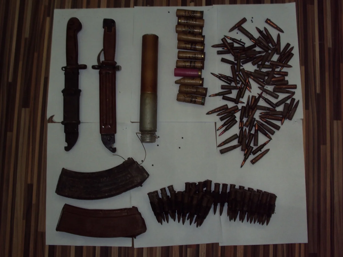 Bakıda zavod ərazisindən silah-sursat tapılıb