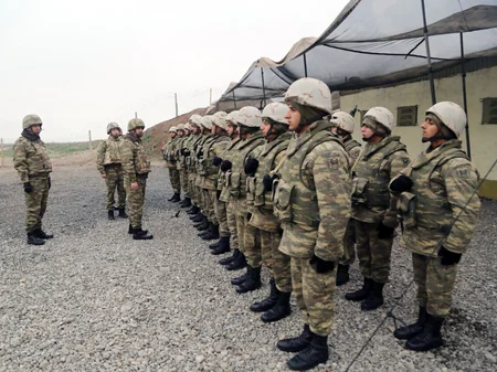 Defense Minister visits military units on frontline