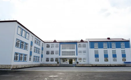 Azərbaycan Prezidenti Kürdəmirdə məktəb binasının açılışında iştirak edib
