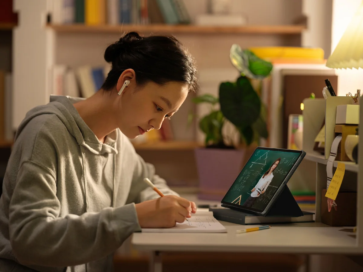 HUAWEI MatePad 11.5 PaperMatte – Oyun və Filmlər Üçün Axıcı Görüntü