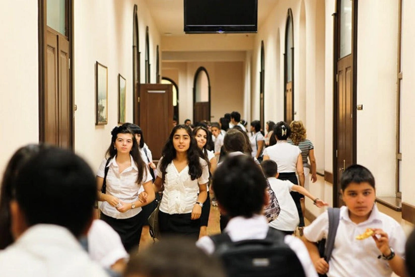 Эксперты: Продолжение занятий в школах до 14 июня нецелесообразно - ИССЛЕДОВАНИЕ