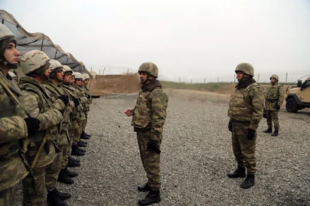 Defense Minister visits military units on frontline