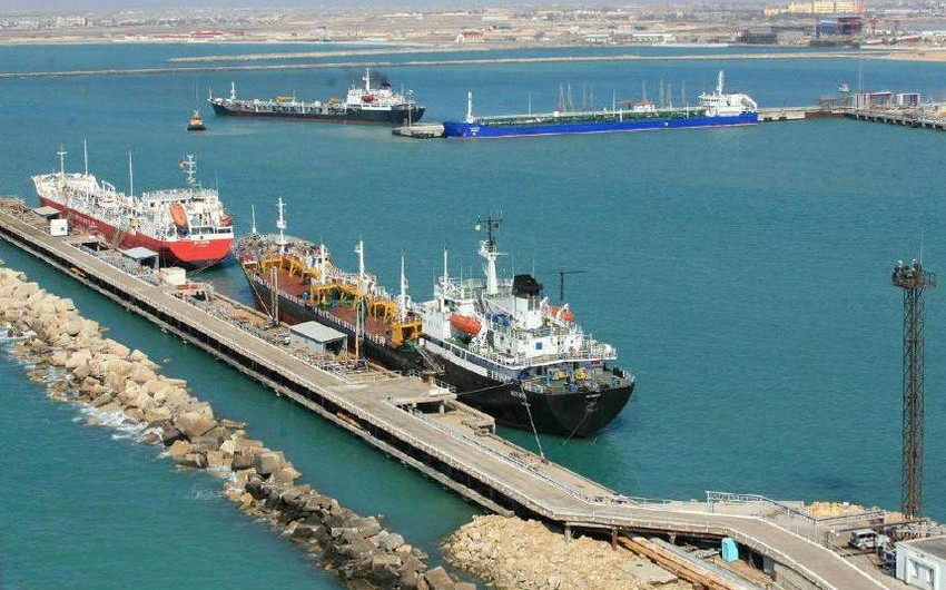 “Kazmortransflot” və “AD Ports” Orta Dəhlizlə yük axınının artırılması üçün konteyner gəmiləri inşa edəcək