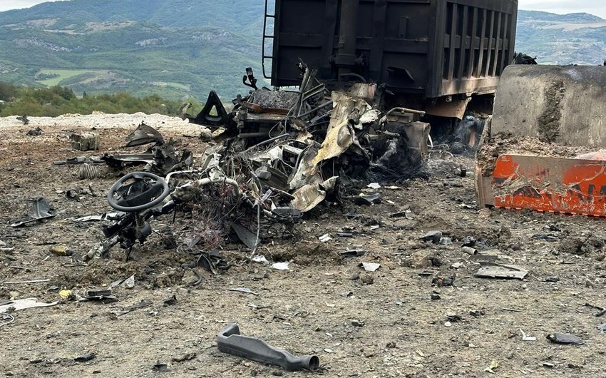 Footage of vehicle hit by mine in Khojavand