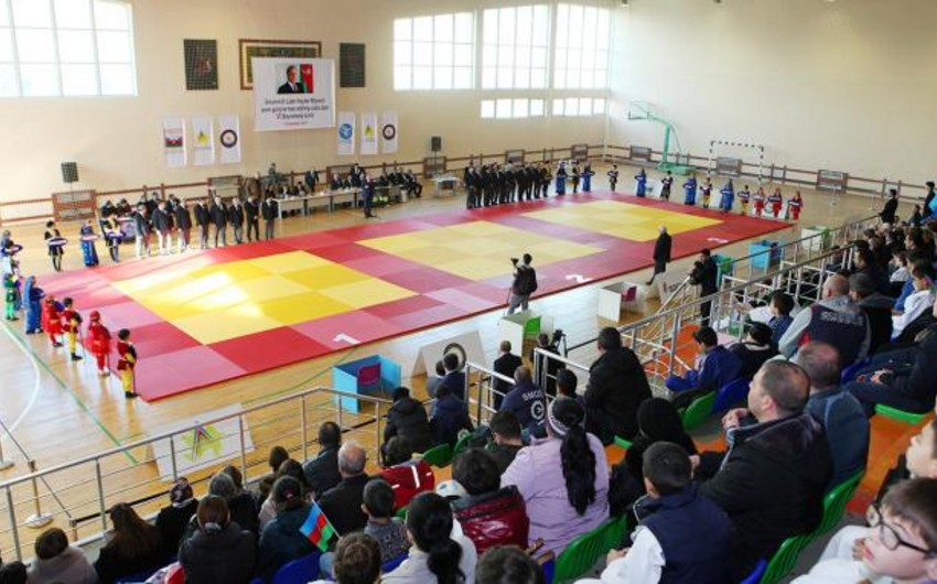Sumqayıtda ümummilli lider Heydər Əliyevin anım gününə həsr edilmiş cüdo turniri start götürüb