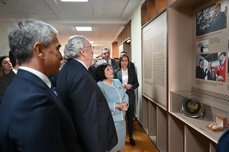Rusiya Dövlət Dumasında Heydər Əliyevin 100 illiyinə həsr olunmuş sərgi təşkil olunub, MM sədri tədbirdə iştirak edib