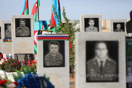 Zəfəri bəxş edənlər