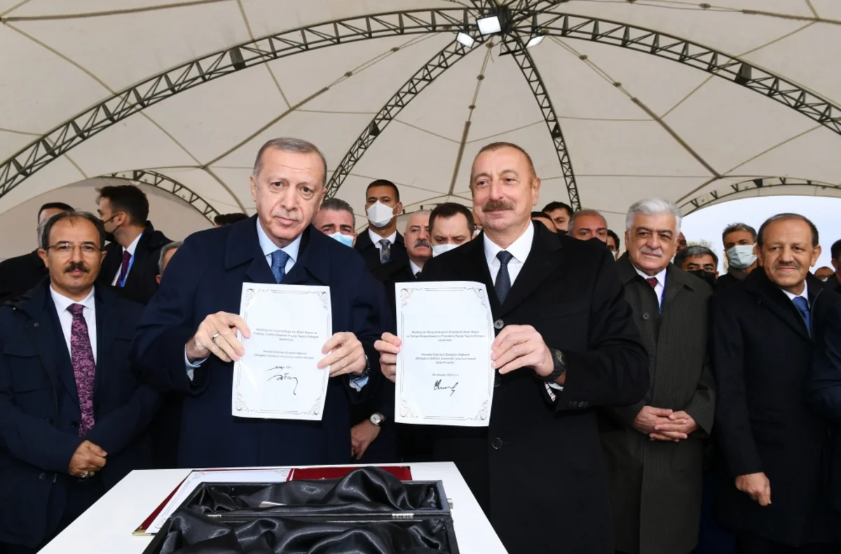 Azərbaycan və Türkiyə prezidentləri Zəngəzur dəhlizinin təməlini qoyublar