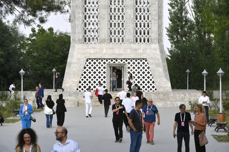 Şuşa Qlobal Media Forumunun iştirakçıları Şuşa şəhərinin tarixi məkanları ilə tanış olublar