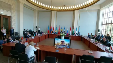 Azerbaijani delegation attends CIS Economic Council meeting