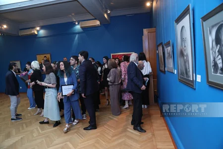 Gənc rəssam: İlk dəfə portret əsərimdə Ümummilli Lideri çəkmişəm