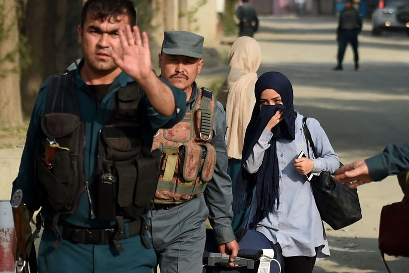 Əfqanıstan polisi silahlıların girov götürdüyü 30 nəfəri azad edib
