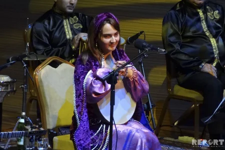 Güllü Muradova konsert verib