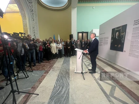 Moskvada “Heydər Əliyev - 100. Şəxsiyyət. Epoxa. İncəsənət adlı sərgi açılıb