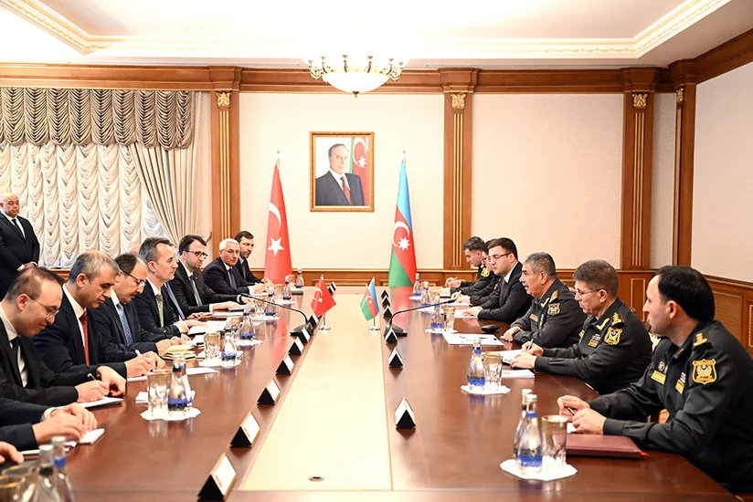 Министр обороны Азербайджана встретился с председателем Комитета Администрации Президента Турции