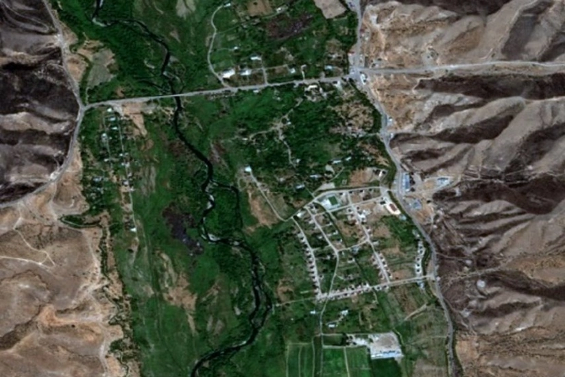 “Azərkosmos” Qubadlının Xanlıq kəndində erməni işğalçılarının yeni saldığı qəsəbənin təsvirini yayımlayıb