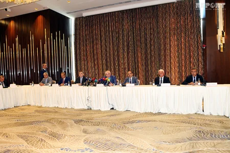 Bakıda “Referendumqabağı təşviqat prosesində KİV-in rolu və vəzifələri” mövzusunda müşavirə keçirilib - YENİLƏNİB