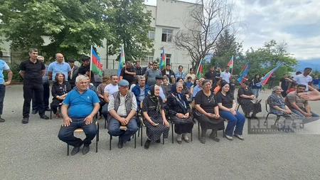 Növbəti köç karvanları Həsənriz və Sarıcalı kəndlərinə çatıb, açarlar təqdim olunub - VİDEO - YENİLƏNİB-2