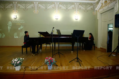 Tbilisidə Rəşid Behbudovun xatirəsi konsert proqramı ilə yad edilib