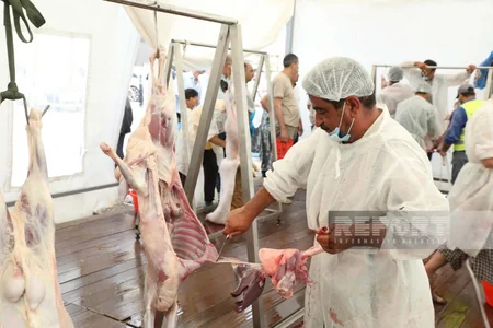 Bakıda Qurban kəsimi - FOTOREPORTAJ