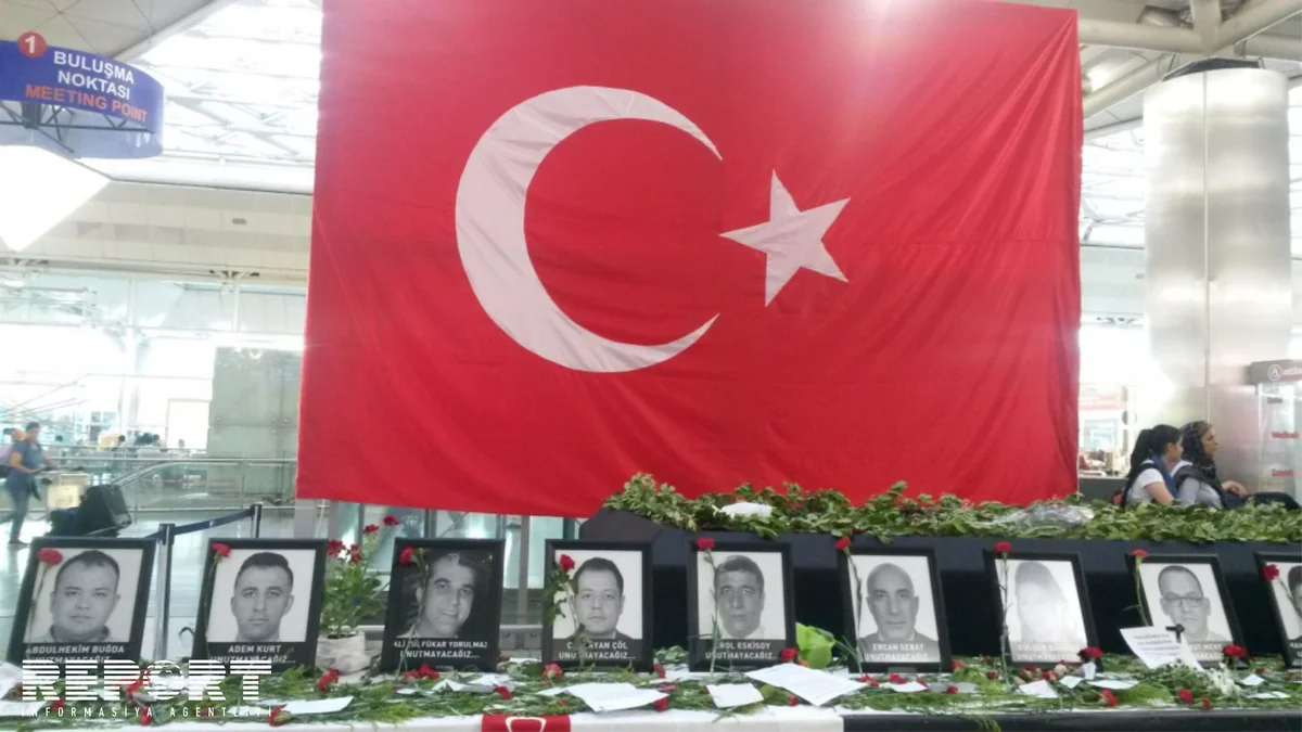 Memorial stand for victims erected in Istanbul Atatürk Airport - PHOTO REPORT