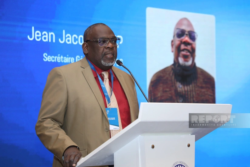 Beynəlxalq konfransın iştirakçısı: Qvadelupa əhalisi adada fransız dilinin rəsmiləşdirilməsinə qarşıdır