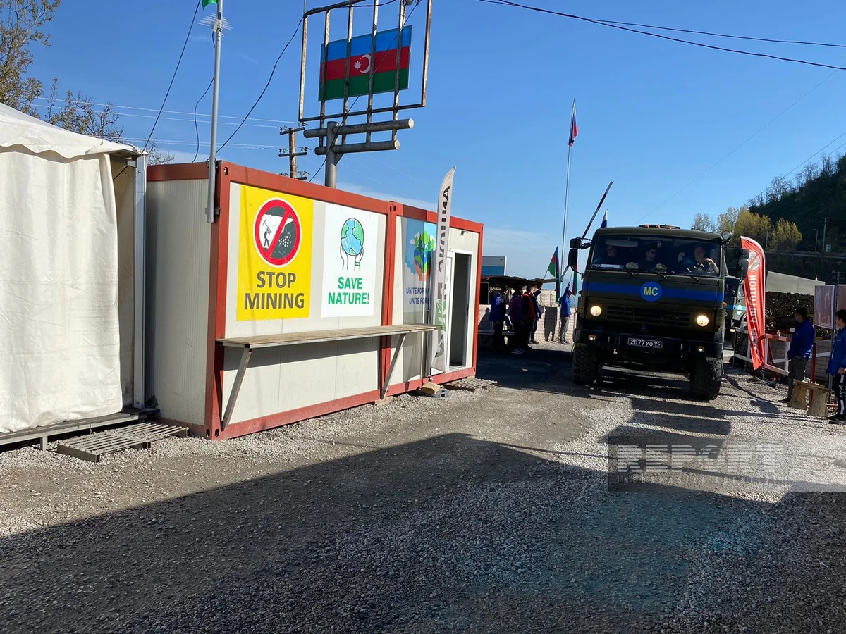 Xankəndi-Laçın yolunda sülhməramlıların 74 avtomobili maneəsiz keçib - YENİLƏNİB-3
