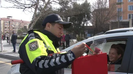 Sumqayıtda sürücü qadınlarla və piyadalarla bağlı qeyri-adi reyd keçirildi - FOTO