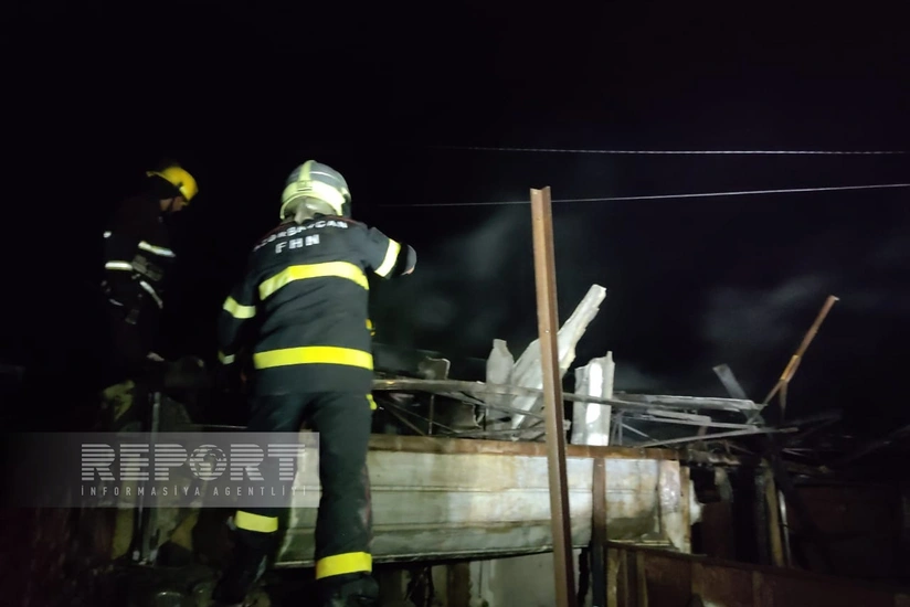 В Гахе возник пожар в автомастерской