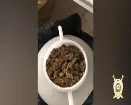 Bakıda narkotik vasitələr satan “Dayı” və bacıoğlu saxlanılıb