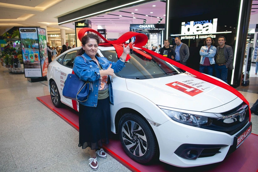 BirKart müştərisi Honda Civic qazanıb