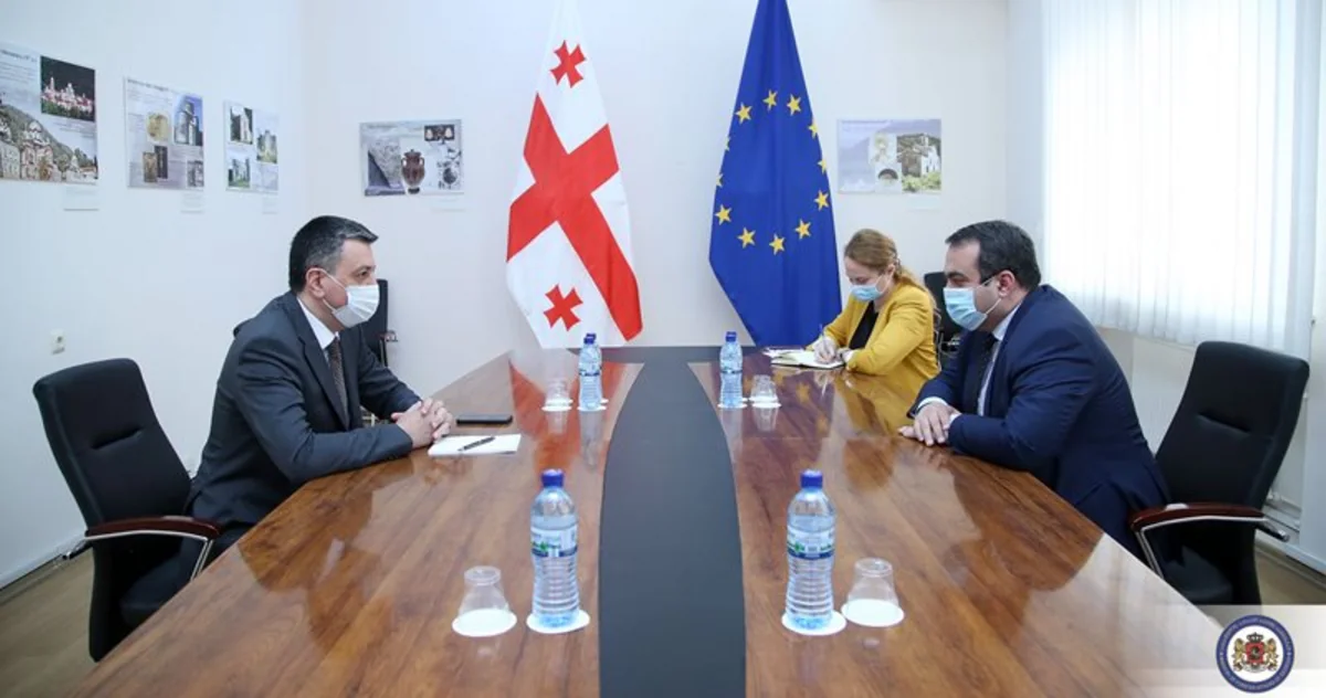 Azərbaycan və Ermənistan səfirləri Gürcüstan XİN-də olublar