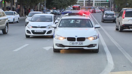 DYP Bakıda qayda pozan piyadalara qarşı reyd keçirib