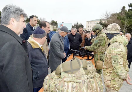 Hərbi liseydə orta ümumtəhsil məktəblərinin hərbi rəhbərləri ilə toplantı keçirilib