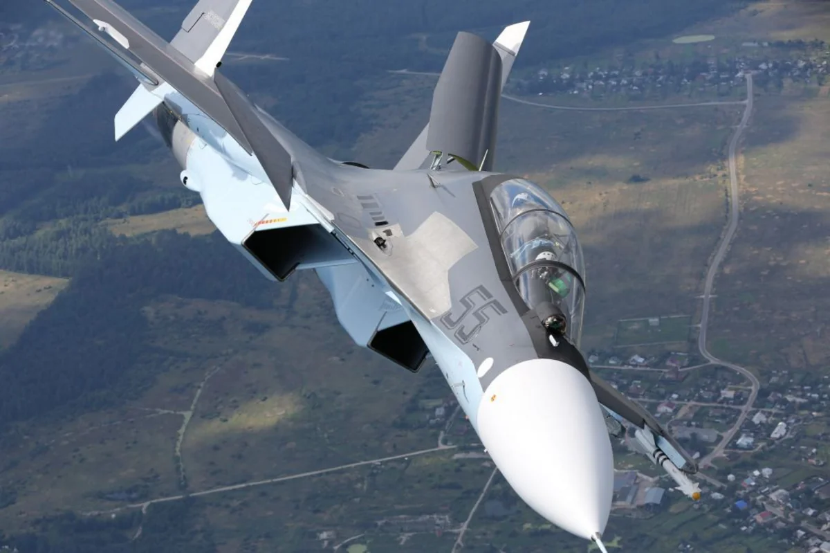Российские истребители Су-30СМ доставили в Армению