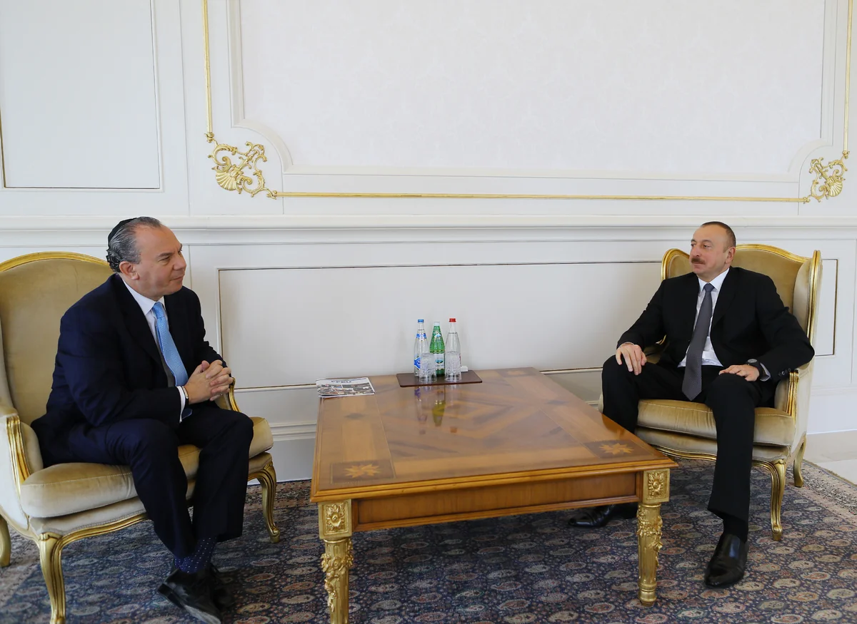 Prezident İlham Əliyev ABŞ Etnik Anlaşma Fondunun prezidentini qəbul edib - ƏLAVƏ OLUNUB