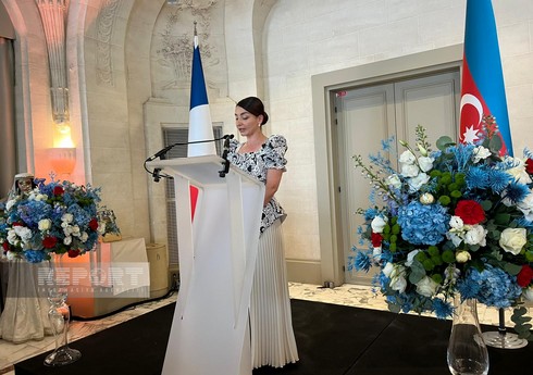 Parisdə Müstəqillik Günü və Silahlı Qüvvələr Günü münasibətilə rəsmi qəbul təşkil olunub