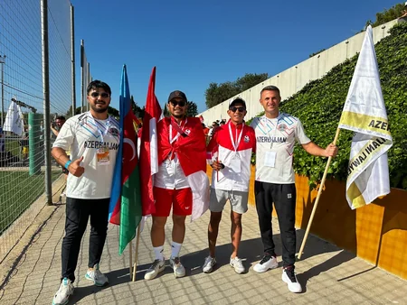 Azərbaycanın vəkil və hüquqşünasları İspaniyada futbol turnirində iştirak ediblər