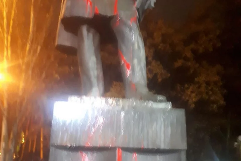 В Ереване осквернили памятник русскому дипломату и поэту Александру Грибоедову