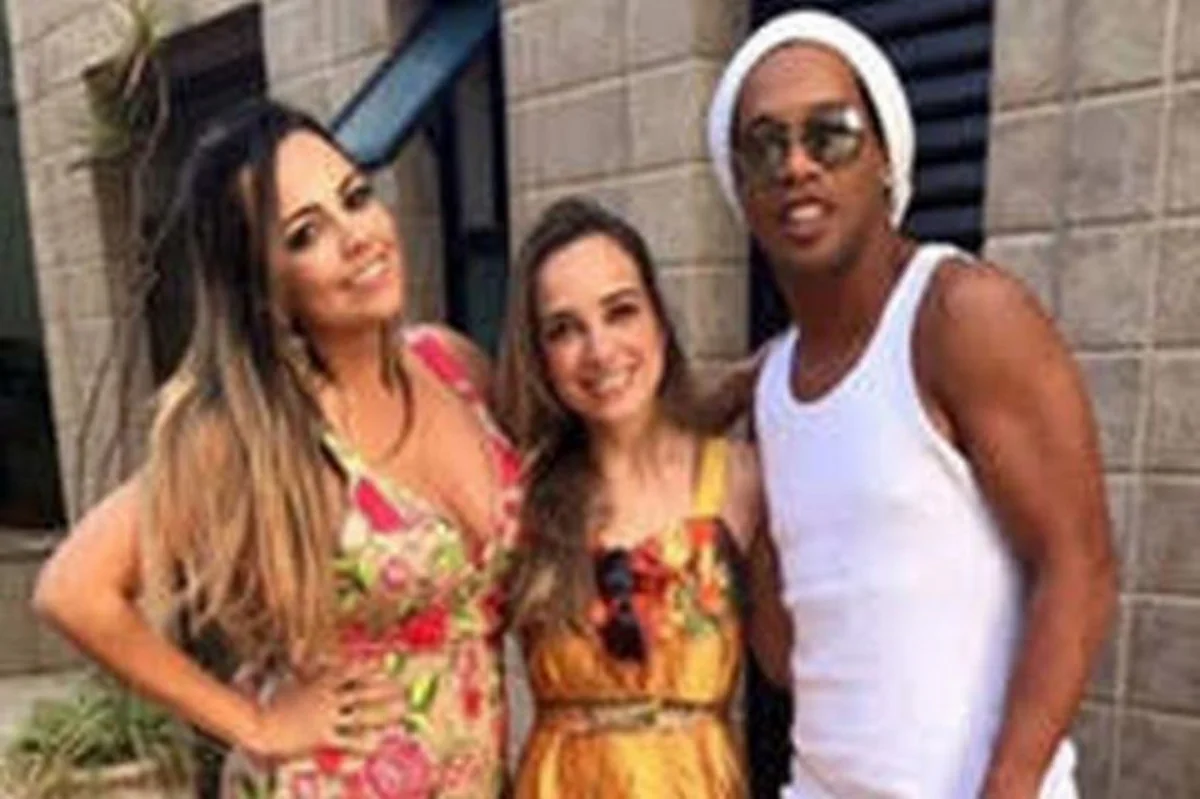 Ronaldinyo eyni vaxtda iki xanımla evlənəcək