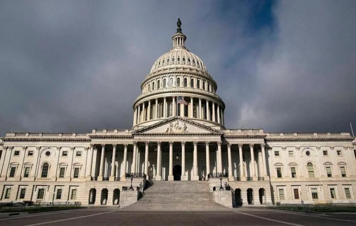 Trump-backed spending deal fails in House, shutdown approaches