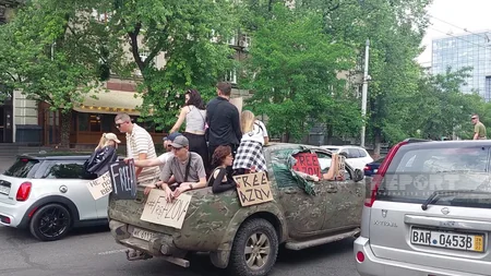 Ukrainians stage rallies in Kyiv demanding release of PoWs