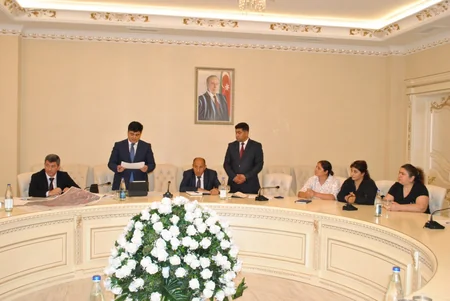 Zaur Mikayılov Sumqayıtda vətəndaşları qəbul edib