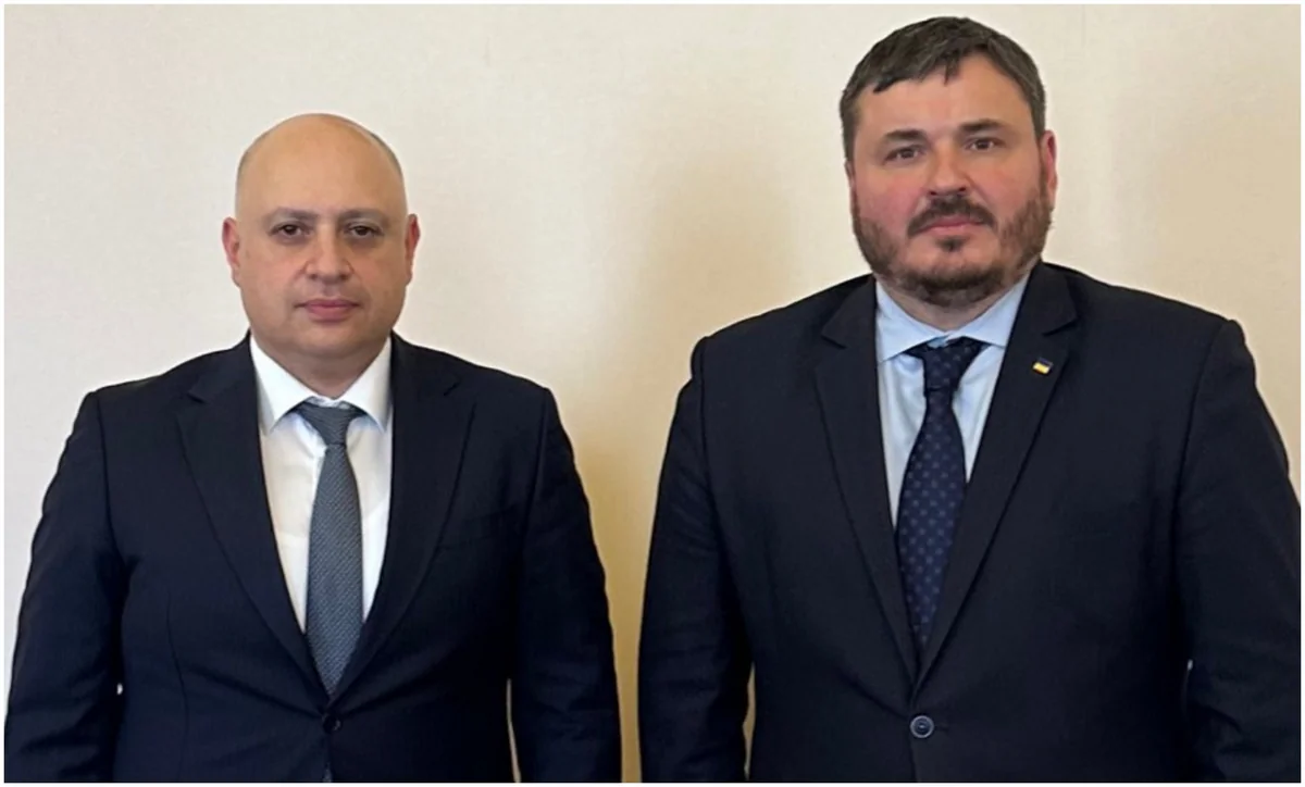 Samir Şərifov Ukrayna səfiri ilə strateji tərəfdaşlıq məsələlərini müzakirə edib