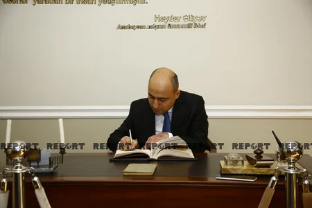 Emin Əmrullayevin Gürcüstana səfəri başlayıb