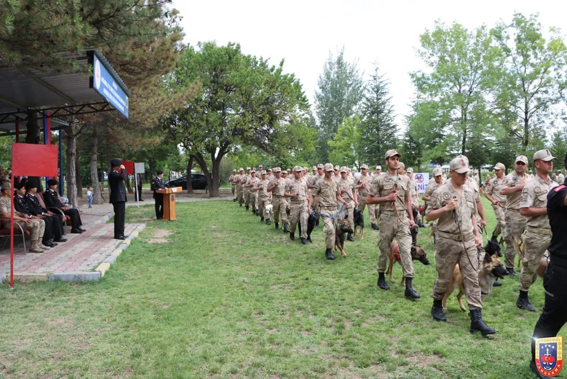 Azerbaijani cadets successfully complete training in Turkiye