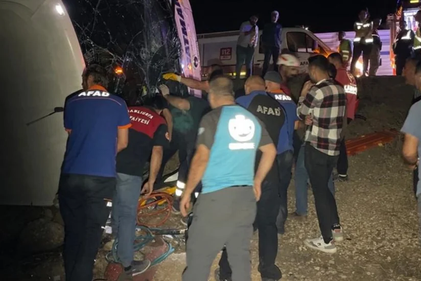 Türkiyədə sərnişin avtobusu aşıb, xeyli sayda yaralı var