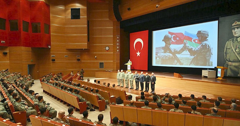 Azerbaijani Defense Ministry presents weekly summary of events
