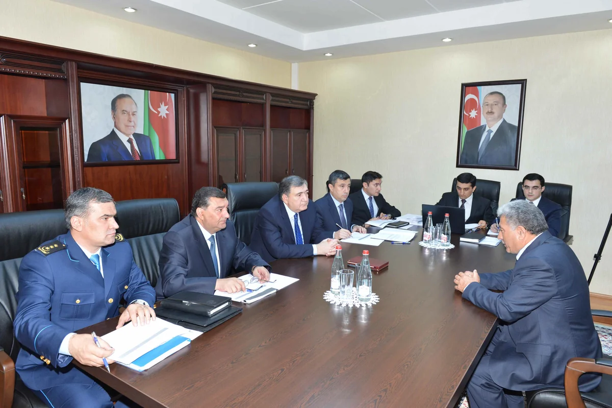 ​Vergilər naziri vətəndaşları qəbul edib